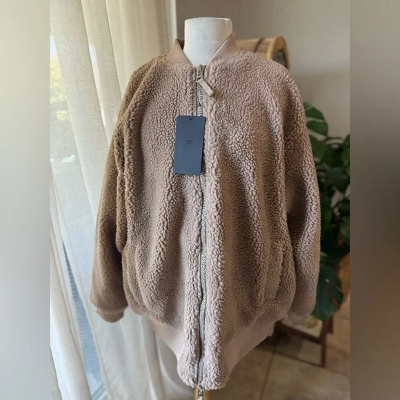 Cozy Tan Sherpa Jacket Teddy oversized bomber‎ jacket - Picture 2 of 7